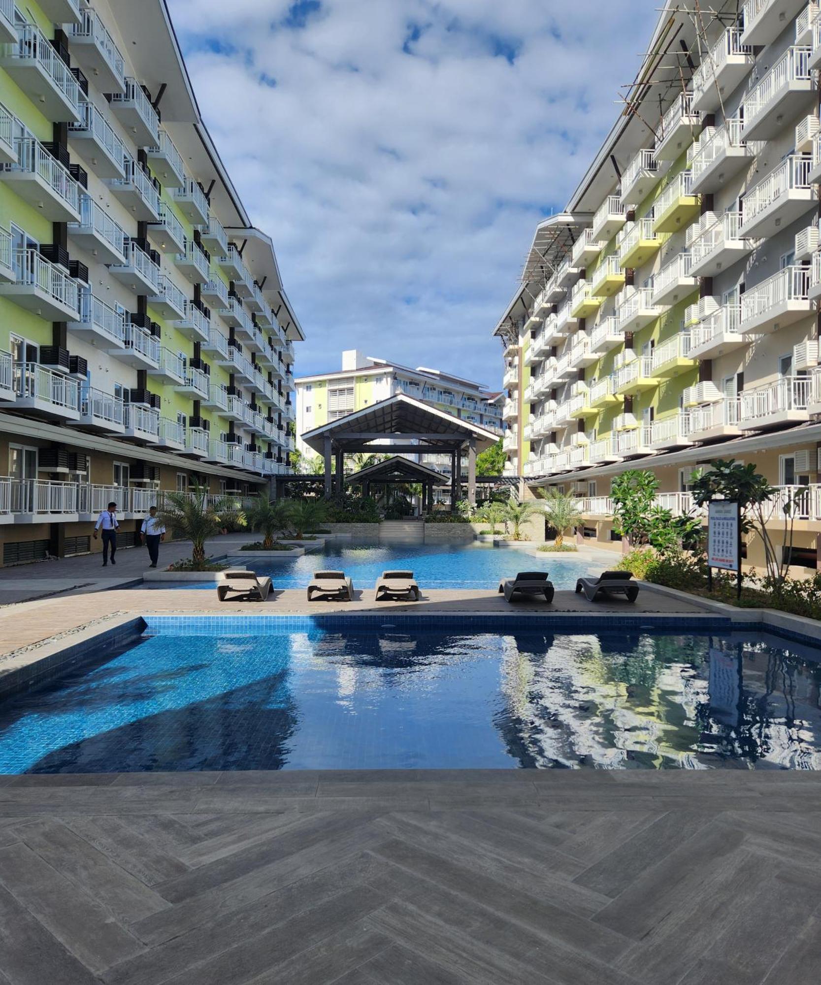 Condo Azur Suites A326 Amani Resorts Residences , 5 Minutes Airport, Netflix, Stylish, Cozy With Luxurious Swimming Pool Lapu-Lapu City Dış mekan fotoğraf
